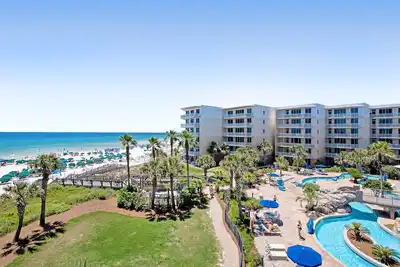 Image de Picturesque Gulf-front condo at Waterscape with waterfall & lazy River