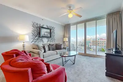 Image de 5th Floor Elegant, Spacious Condo At Waterscape Waterfall, Lazy River