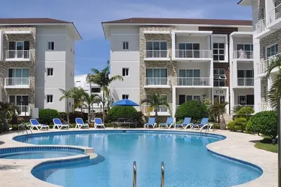 Image de 2bd 2bth quiet condo (no parties, no visitors) walking distance to everything