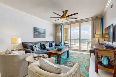 Image de Gulf Front Condo, Beach Service Included, Walk To Dining & Entertainment