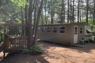 Image de Quiet and Secluded CamperCabin at Camp Northern Lights