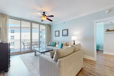 Image de 5th Floor Coastal Condo On Okaloosa Island 490 Feet Of Private Beach