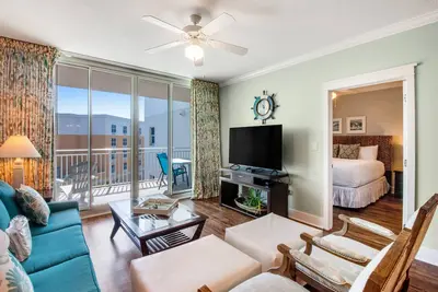 Image de Beach-Chic Condo On Okaloosa Island Steps To Beach Lazy River