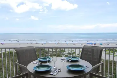 Image de Direct Oceanfront Now Renting Summer Fall And Winter! Beautiful Oceanfront View!