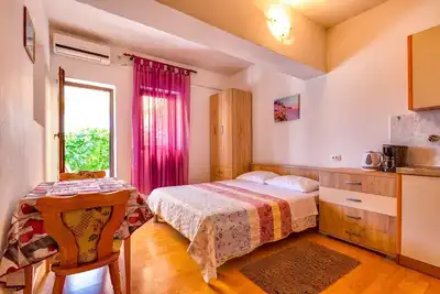 Image de Appartement de vacances Mali Lošinj pour 1 - 2 personnes - Logement de vacances dans  un logement mu