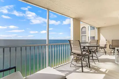 Image de Lovely, Gulf Front Condo! Spectacular Sunsets on Your 7th Floor Balcony! Pool! Private Beach!