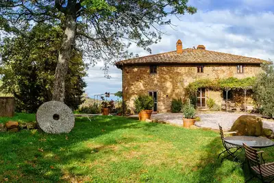 Image de Podere Villole All Apartments Package Welcome to the heart of Tuscany.