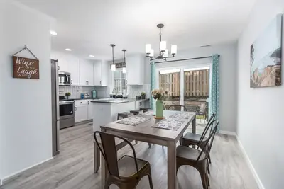 Image de Chill Out Cottage #130 - Brand new lovely home, quiet neighborhood