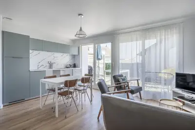 Image de À 600m de la plage, bel appartement pour 6