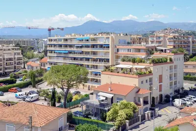 Image de Joli appartement pour 2 personnes avec Wifi, Tv, balcon et parking