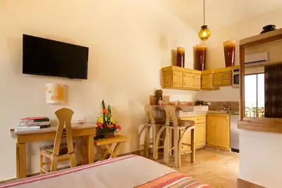 Image de Beautiful studio located 7 blocks from La Marina Cabo San Lucas