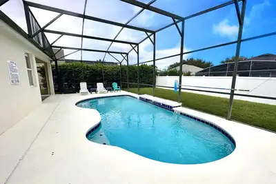Image de Envious Highlands Reserve pool home with recent upgrades.