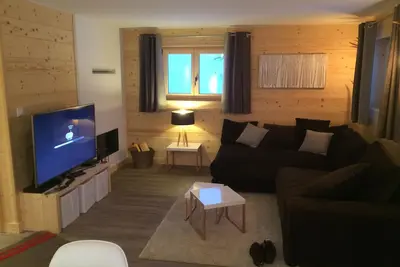 Image de Appartement 3 pieces luxueux dans un chalet avec accès indépendant
