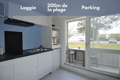Image de Studio avec loggia - à 200m de la plage - Parking