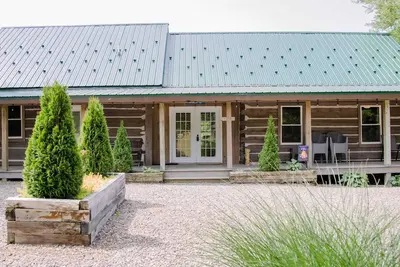 Image de Valley View A and B - Rustic Log Cabin
