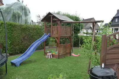Image de Enjoy your vacation with your children.