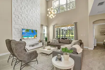 Image de Amazing 5 Br House At Storey Lake With Pool! (2307)