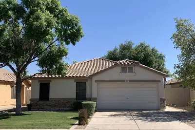 Image de Gilbert Ranch Relaxing Home