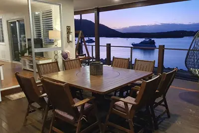 Image de Sensational Waterfront Apartment