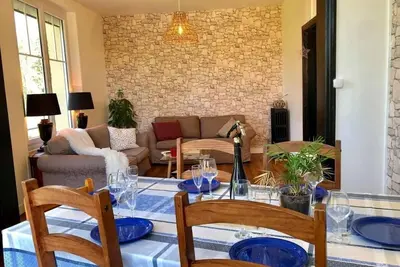 Image de Découvrez la Villa Des Moulins - Piscine chauffée & Jacuzzi