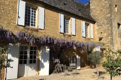 Image de Manoir with extensive private grounds