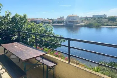 Image de Appartement face lac marin et parking 6sanbar96