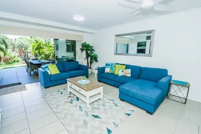 Image de Coral Sands - Modern, Central Three-Bedroom Poolside Unit in Stunning Agnes Water