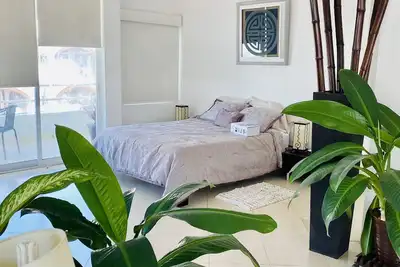 Image de Zona Romantica perfect located 2 Bdm Condo 4 blocks from Los Muertos beach.