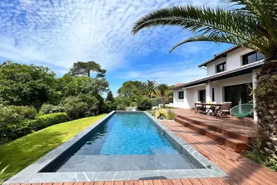 Image de Maison architecte avec Piscine 30m2, Biarritz Anglet, grand jardin bucolique