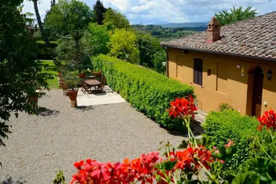 Image de Villa luna with pool and garden near the center of Siena