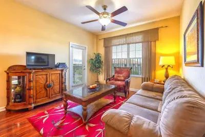 Image de Spacious Resort Condo with Balcony Near Disney