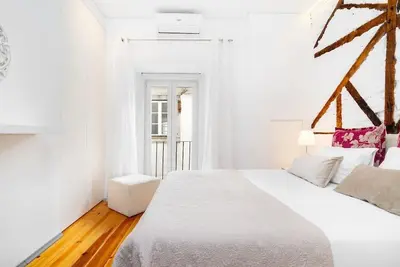 Image de Downtown Family Apartment | Ac | Tram28 | Location