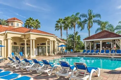 Image de Resort Fun: Pools, Tiki Bar, Disney Nearby