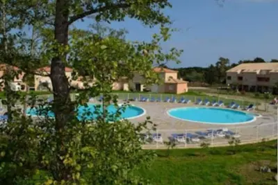 Image de Appart clim terrasse piscine à 800 m de la plage à Santa Maria Poggio en Corse