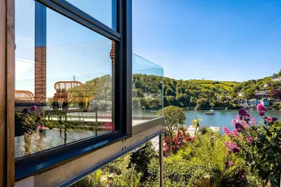 Image de Two Guns - Stylish town house with stunning views