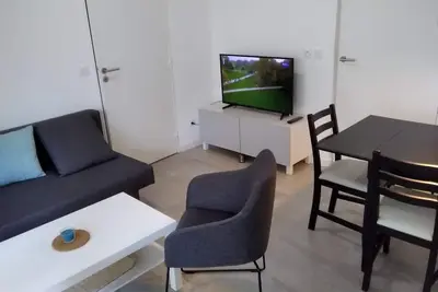 Image de Appartement 2p climatisé dans résidence calme avec jardinet