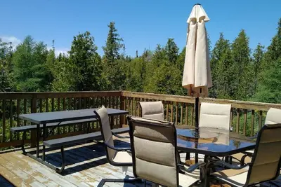 Image de The McIvor Get Away - Magnifique chalet de la péninsule de Bruce - minutes à Tobermory