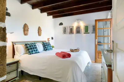 C20 Hortensia, La Casa del Medianero