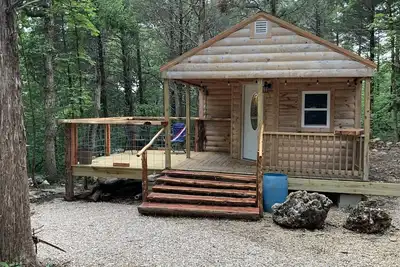 Image de Deadwood Acres cabin #1