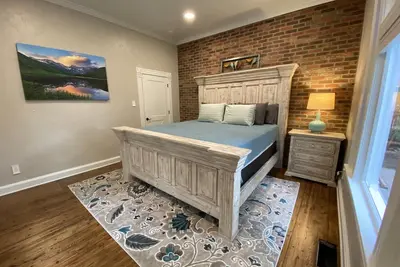 Image de Pastor's Cottage in Old Colorado City, luxury getaway with Pikes Peak view!