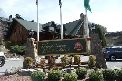 Image de Westgate 900 $. 00 12/21 / 18-12 / 28/18: Quatre billets pour le parc aquatique inclus