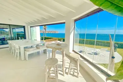 Image de villa de luxe moderne avec piscine privée à Javea, Costa Blanca, Espagne pour 10 personnes