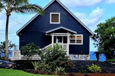 Image de Oceanfront Cliff house ~ Relax to the Sound of Waves ~ Spectacular Views