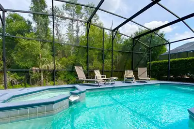 Image de Carefree Living Defined w/ private pool & games Room