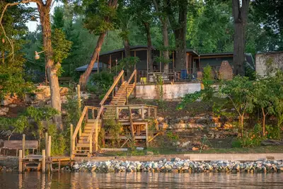Image de The Heron House - Lakefront Home