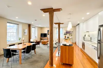 Image de Luxury Hobart Waterfront Apartment
