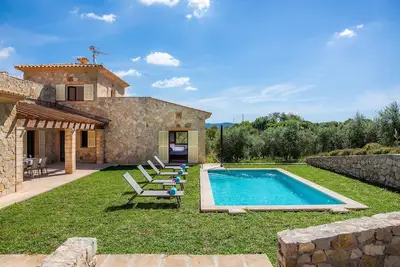 Maison de vacances \"Can Bosco\" avec vue sur la montagne, jardin, piscine, terrasses et Wi-Fi