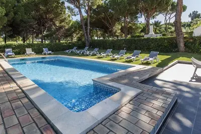 Villa de Charme Vilamoura | Villa Fineli | 5 Chambres | Piscine privée | Grand jardin