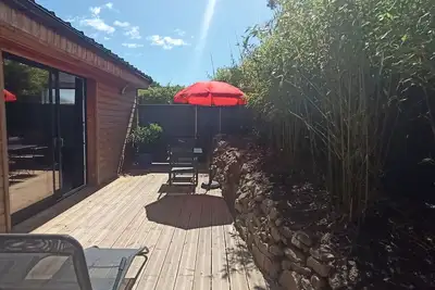 Image de Studio 2 Pers. 25 m2 avec terrasse sans vis à vis proche plages, port et bourg.