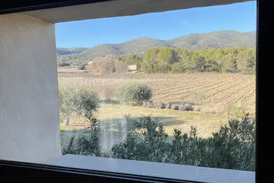 Image de appartement mitoyen au pied du Luberon